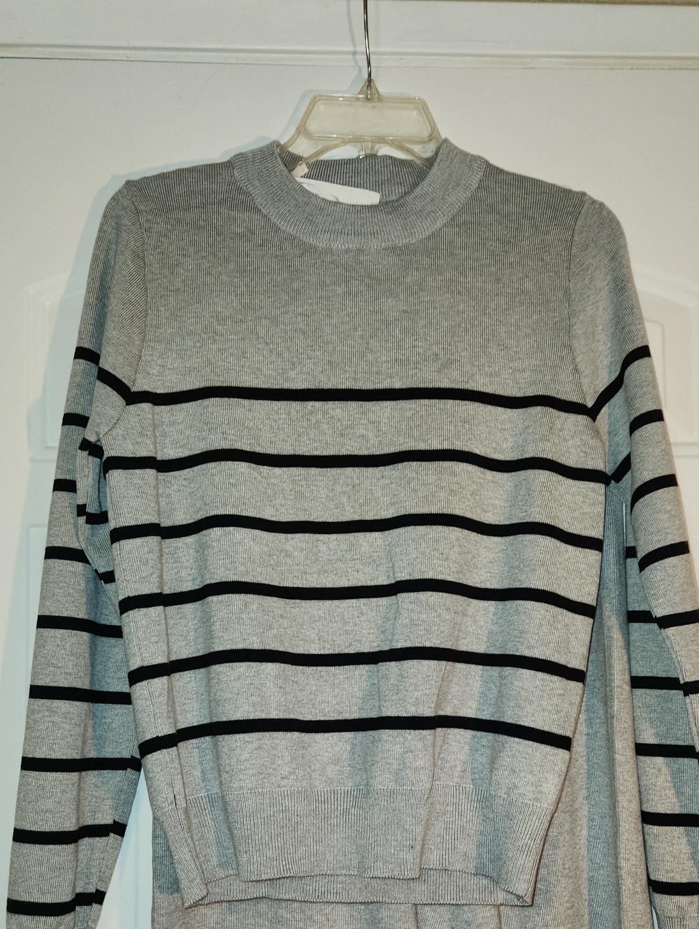 Women's Gray Striped Knit Sweater And Pants